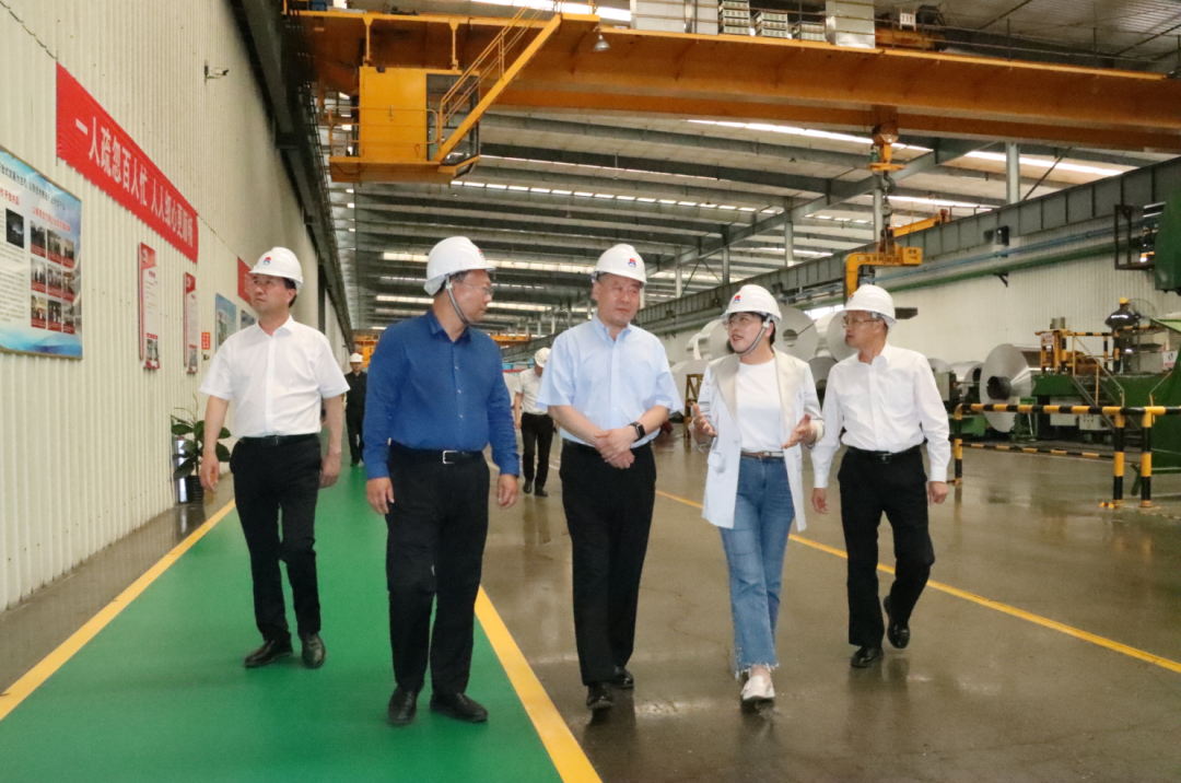 鄭州海關(guān)副關(guān)長(zhǎng)李兆明到明泰科技調(diào)研